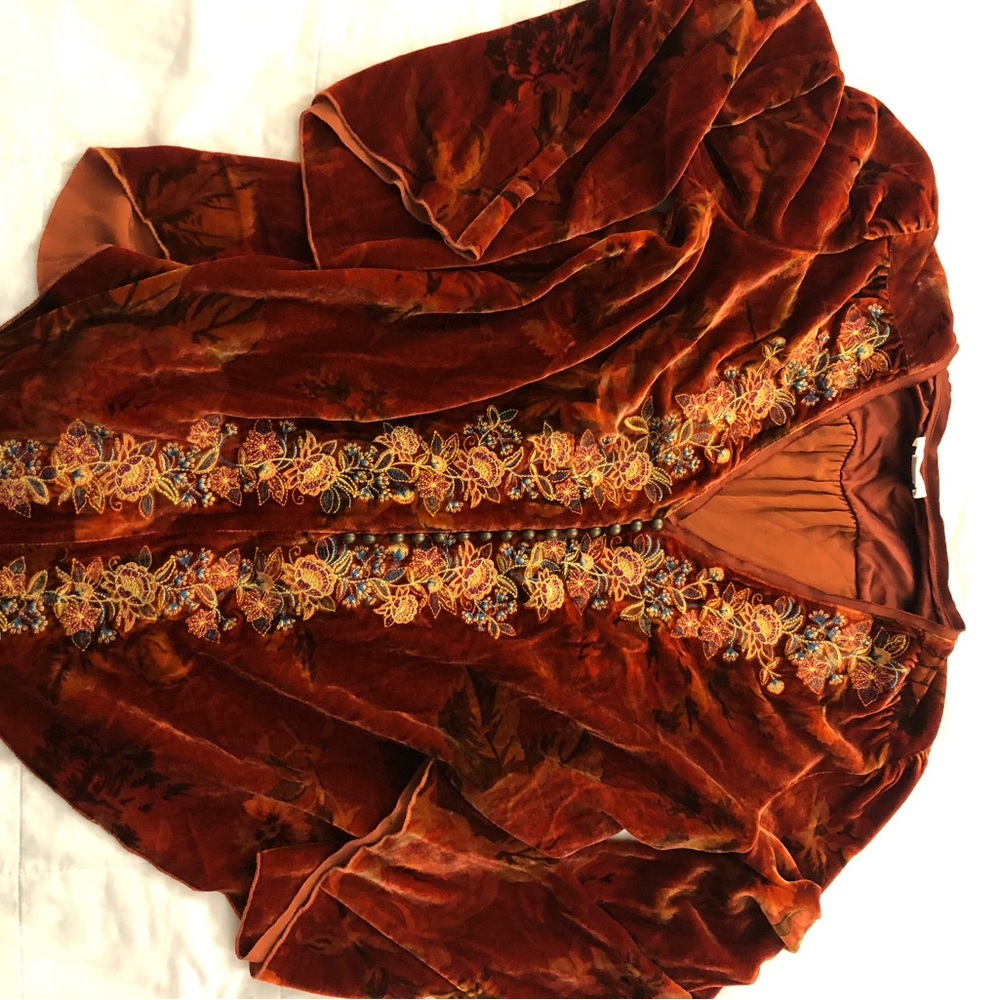 Embroidered Velvet Women's Top - Picture 8 of 8